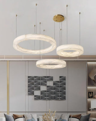 Olloros Albâtre Multi-Anneau Pendentif Lumière