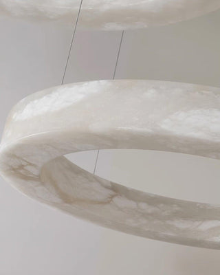 Olloros Albâtre Multi-Anneau Pendentif Lumière