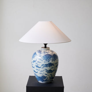 Tel Lampe de Table en Tissu Traditionnelle