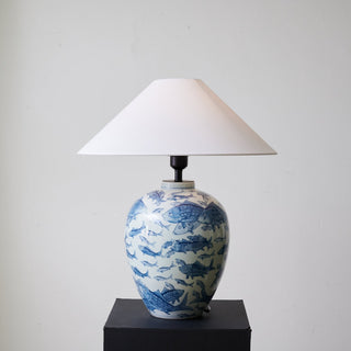 Tel Lampe de Table en Tissu Traditionnelle