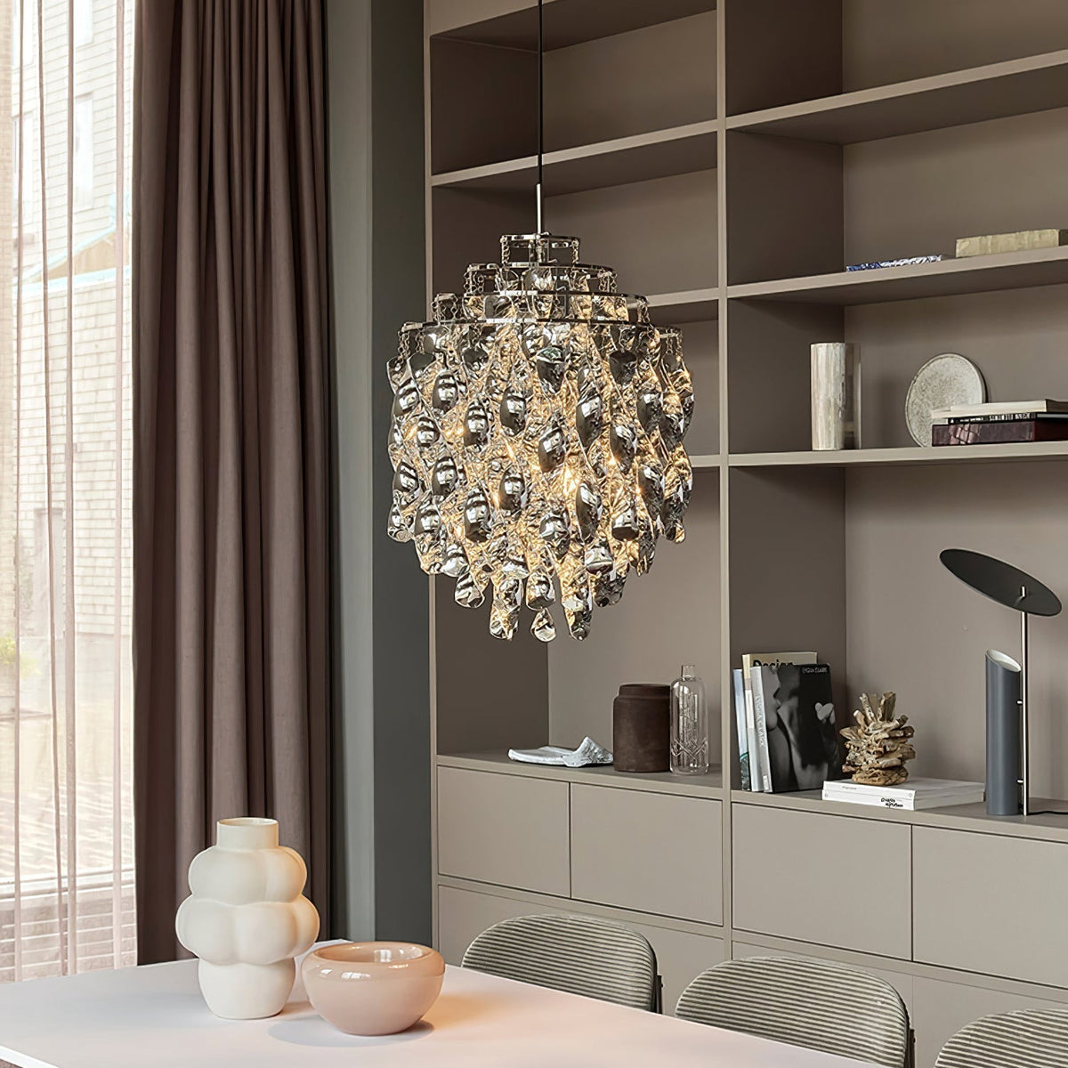 Perine Luxe Acrylique Lustre