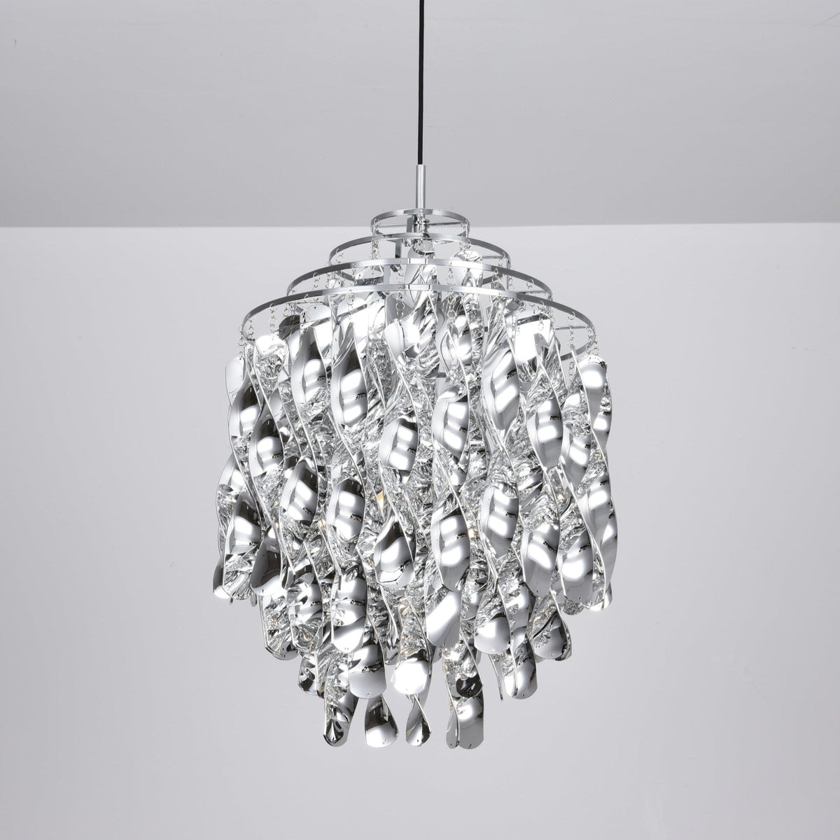 Perine Luxe Acrylique Lustre