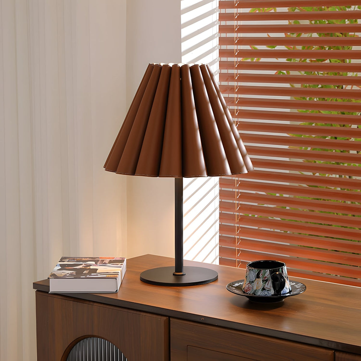 Laurel Applique de Table Pleat
