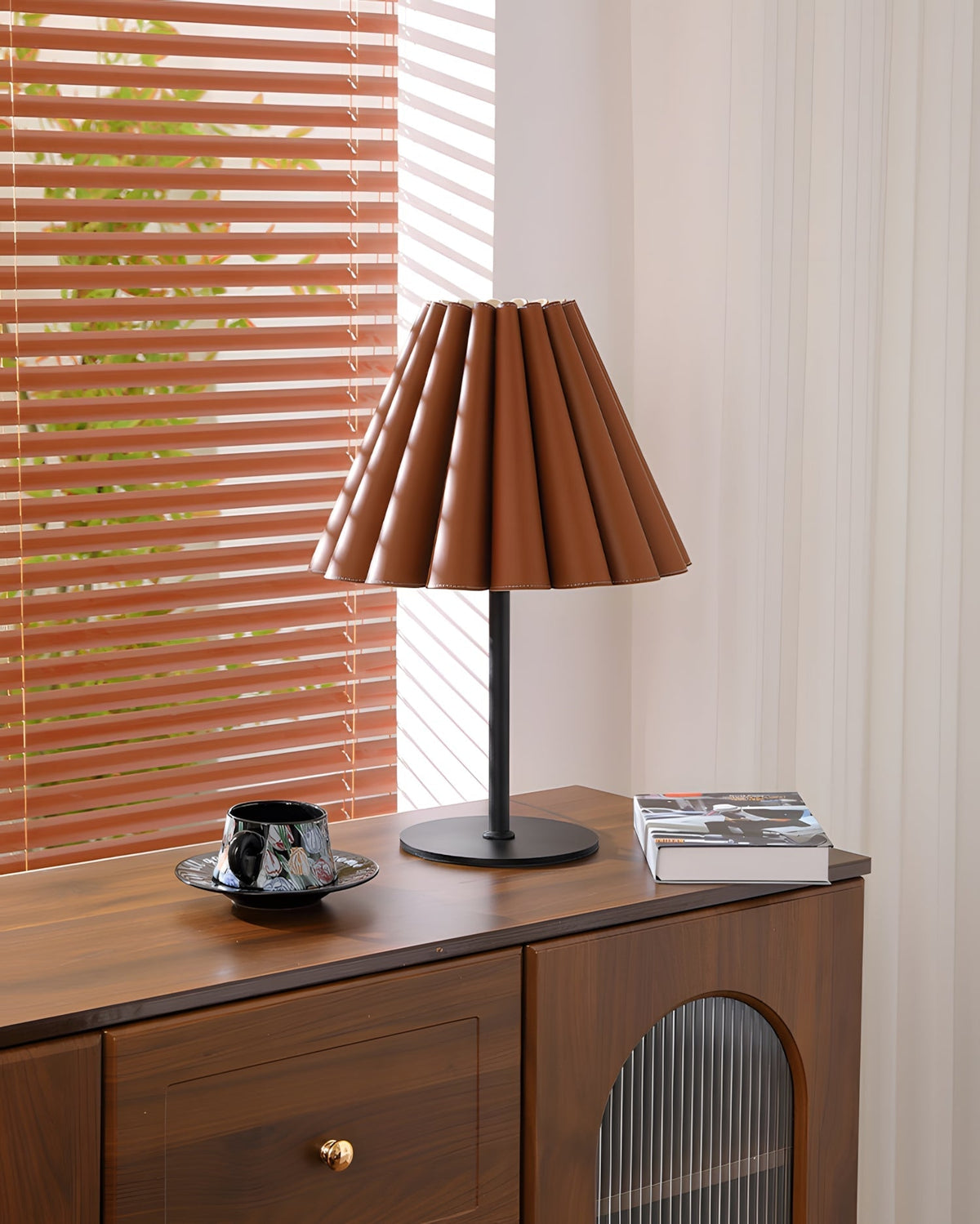Laurel Applique de Table Pleat