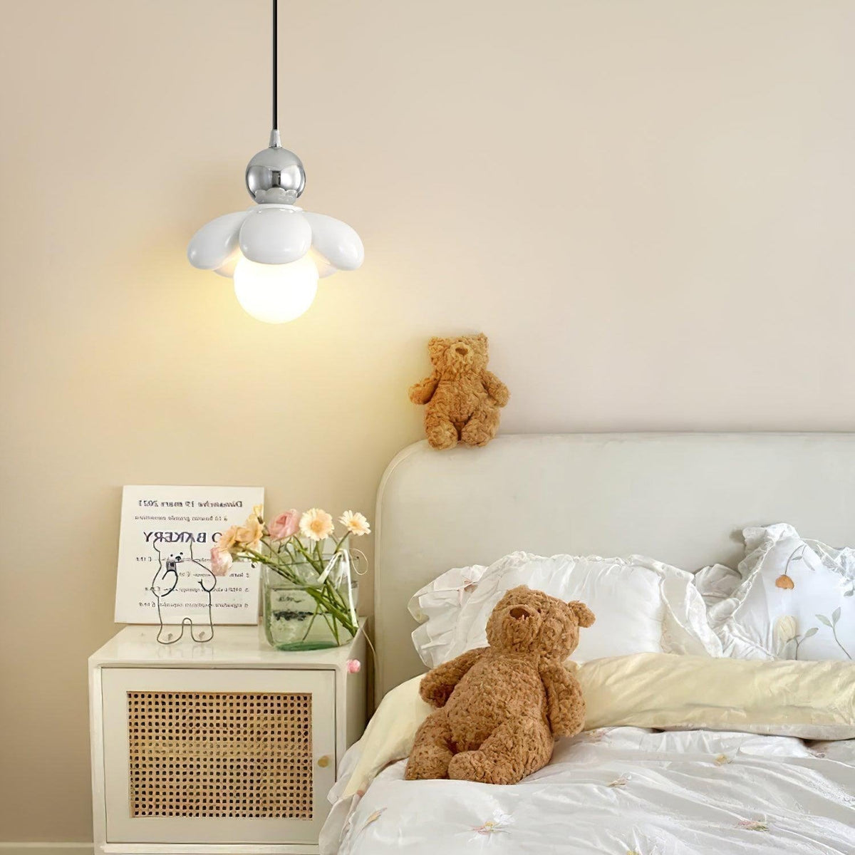 Blossi Flower Pendant Light-Neutral Decor