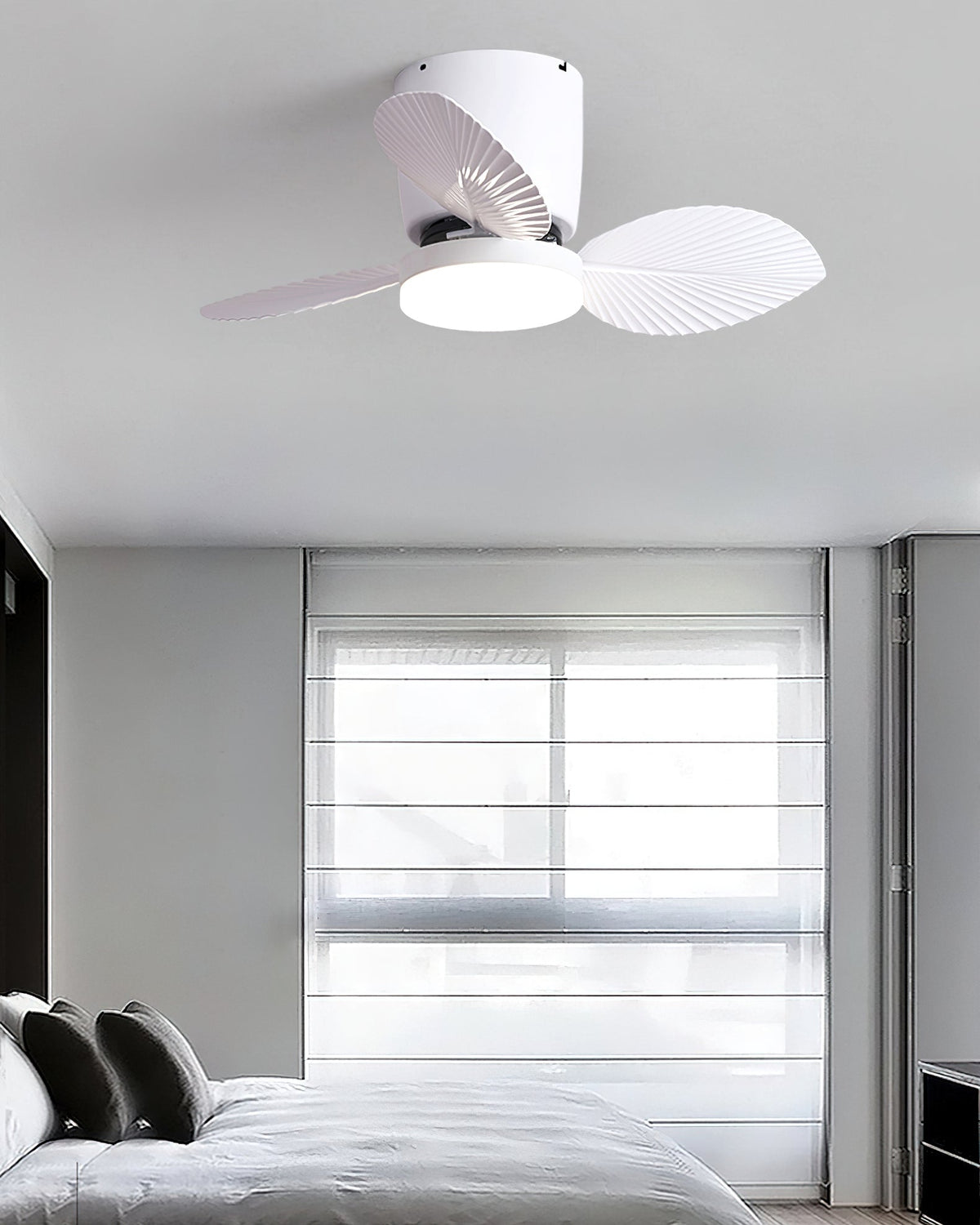 A diagram illustrating the dimensions of the Melorie Ceiling Fan Light.