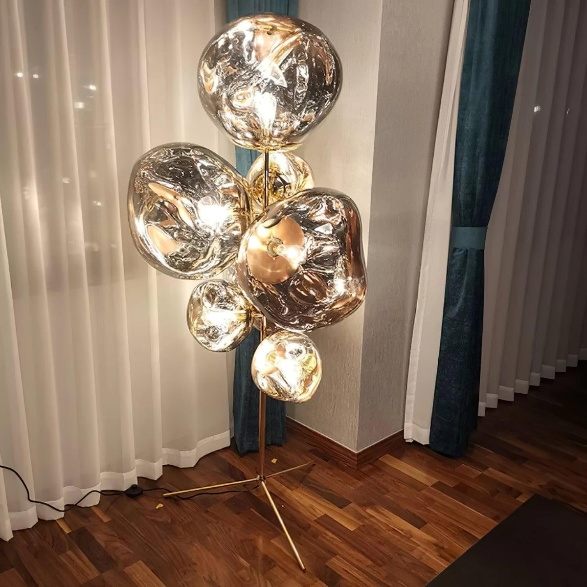 Calalielle Lampadaire