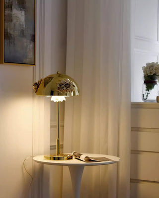 Uvaris Romantic Crystal Table Lamp-Neutral Decor