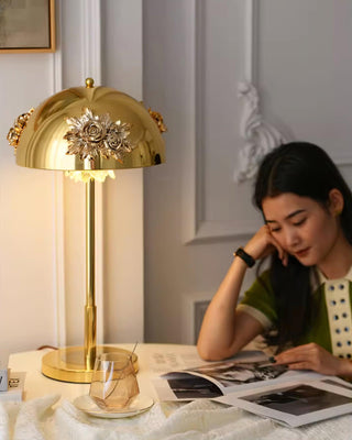 Uvaris Romantic Crystal Table Lamp-Neutral Decor