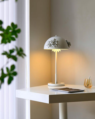 Uvaris Romantic Crystal Table Lamp-Neutral Decor