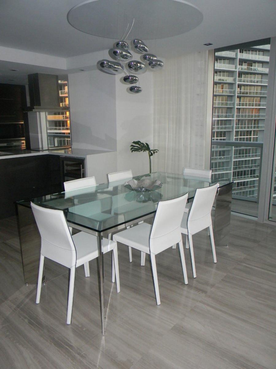 Emileira Lustre Sculptural en Aluminium