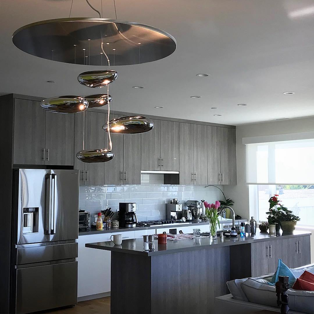 Emileira Lustre Sculptural en Aluminium