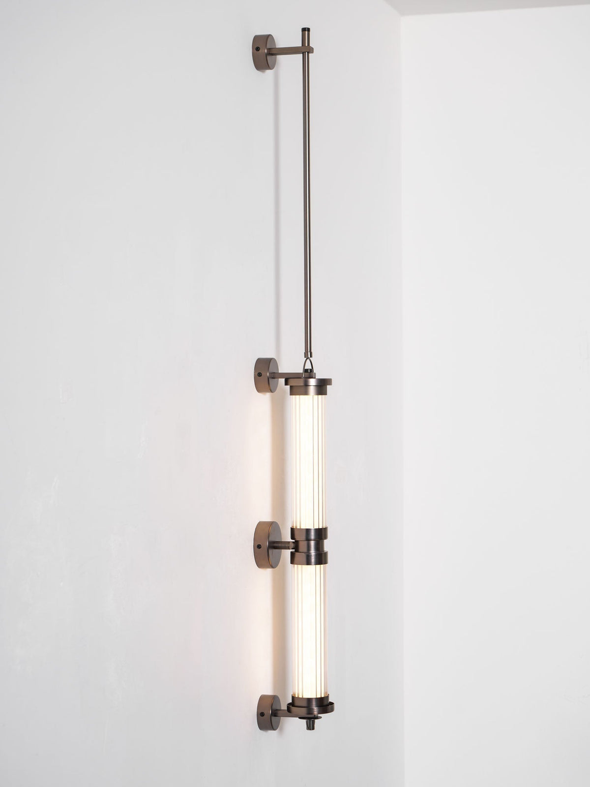 Myrtle Applique Murale Verticale en Verre Art Nordic Premium