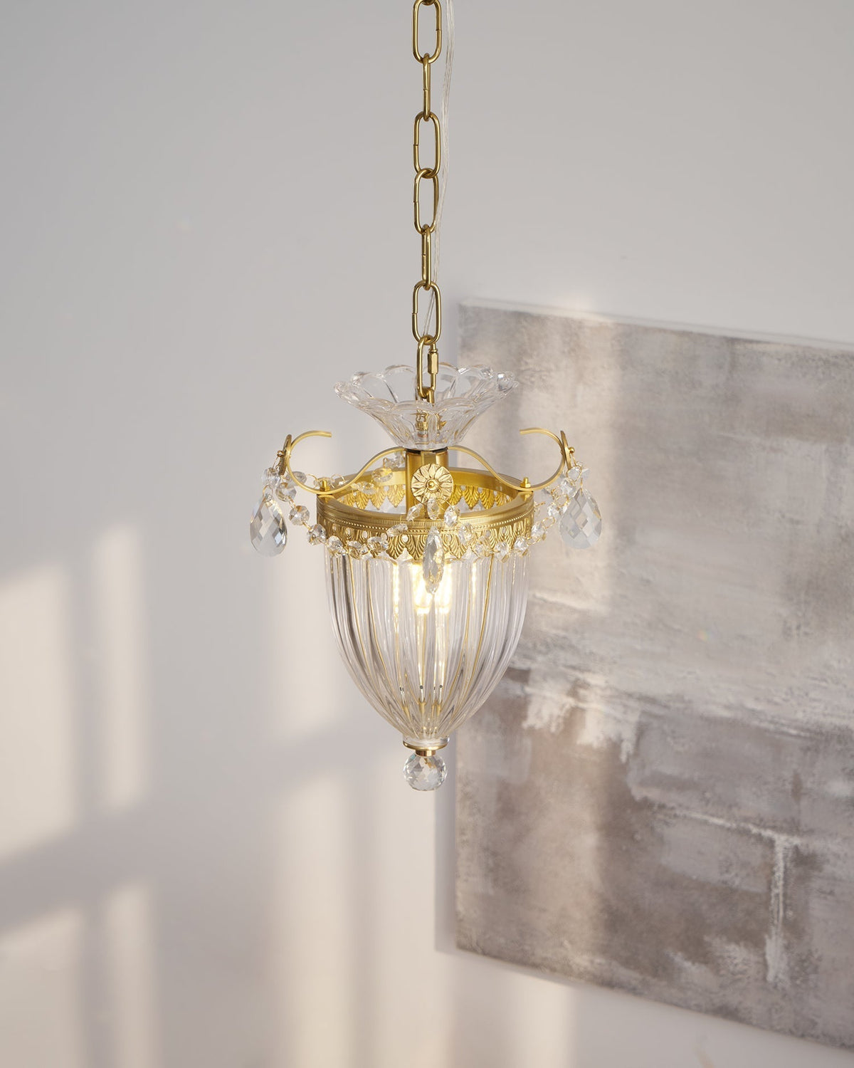 Pendant Lamp Vintage Glamour Crystal Drops-Neutral Decor