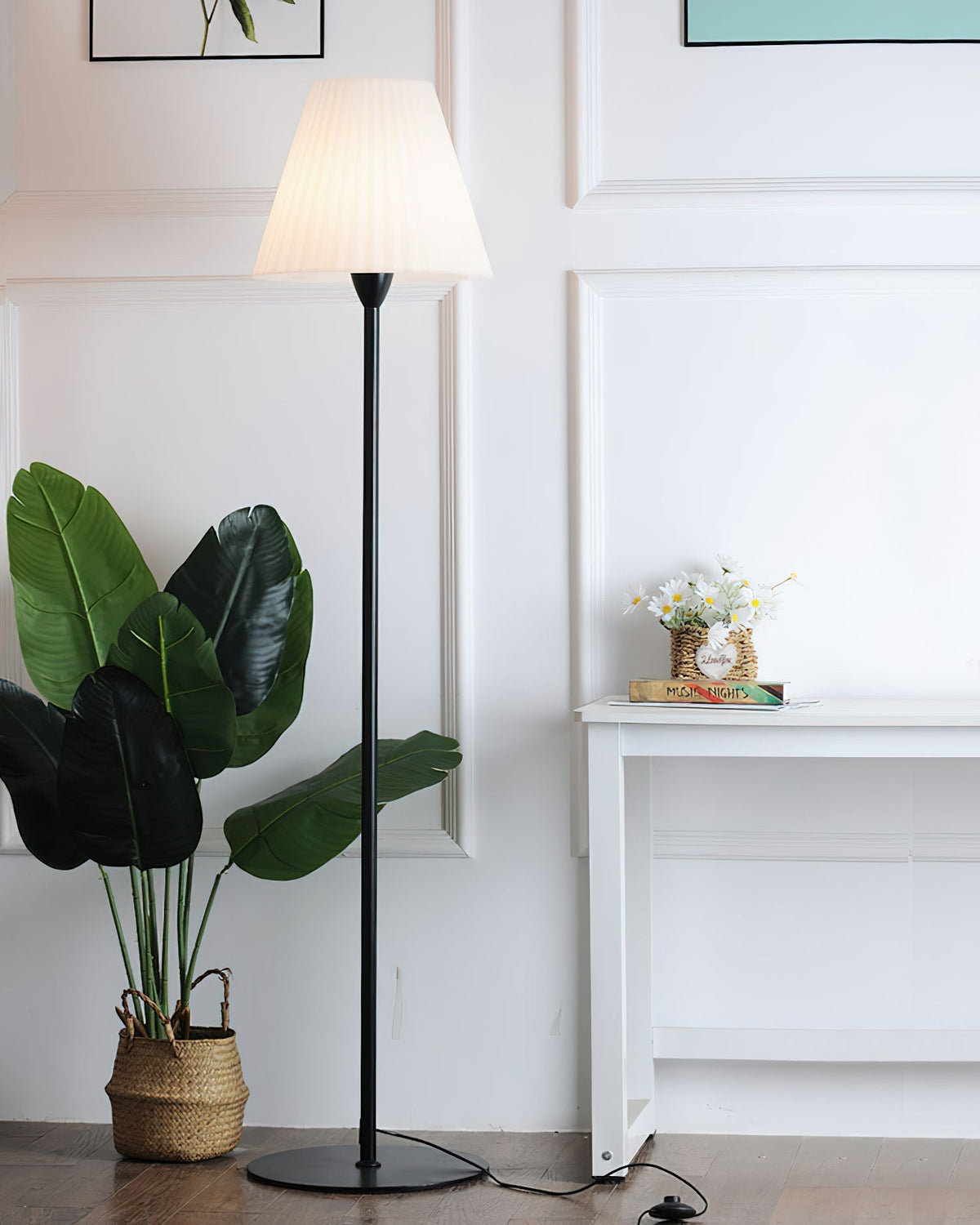 Pleaty Lampadaire