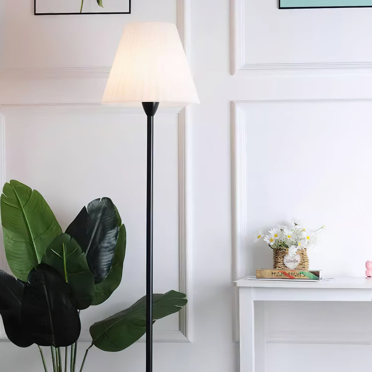 Pleaty Lampadaire