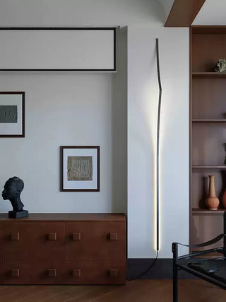 Minimalist Curving Ribbon LED Wall Sconce-Neutral Decor