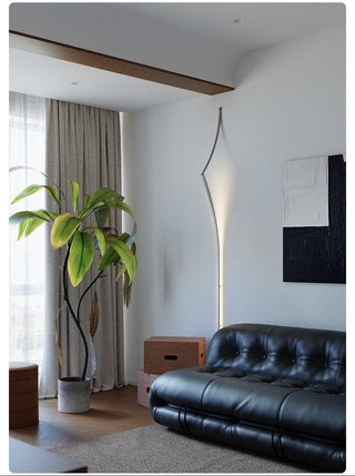 Minimalist Curving Ribbon LED Wall Sconce-Neutral Decor