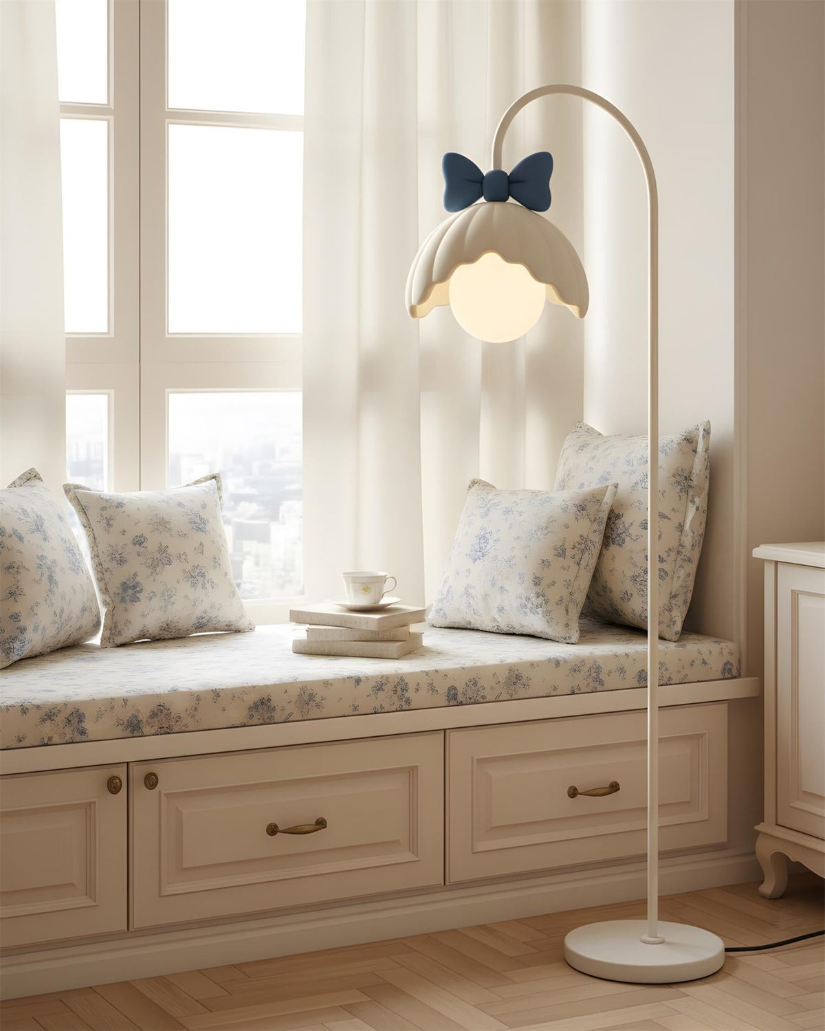 Mademoiselle Lampadaire