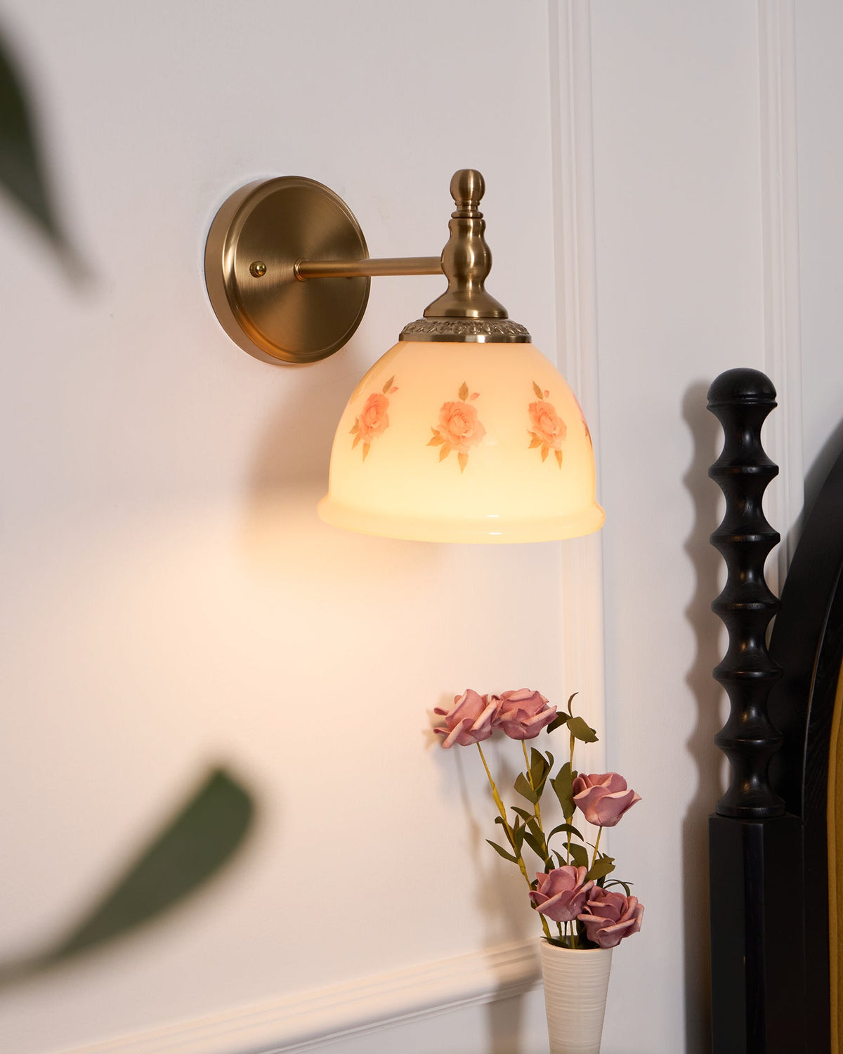 Mishya Floral Wall Lamp-Neutral Decor