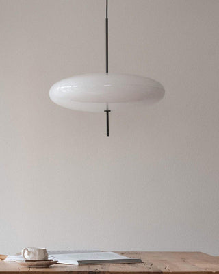 Lustra Suspension Noir Peint Réuni pour Salon