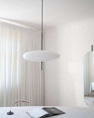 Lustra Suspension Noir Peint Réuni pour Salon