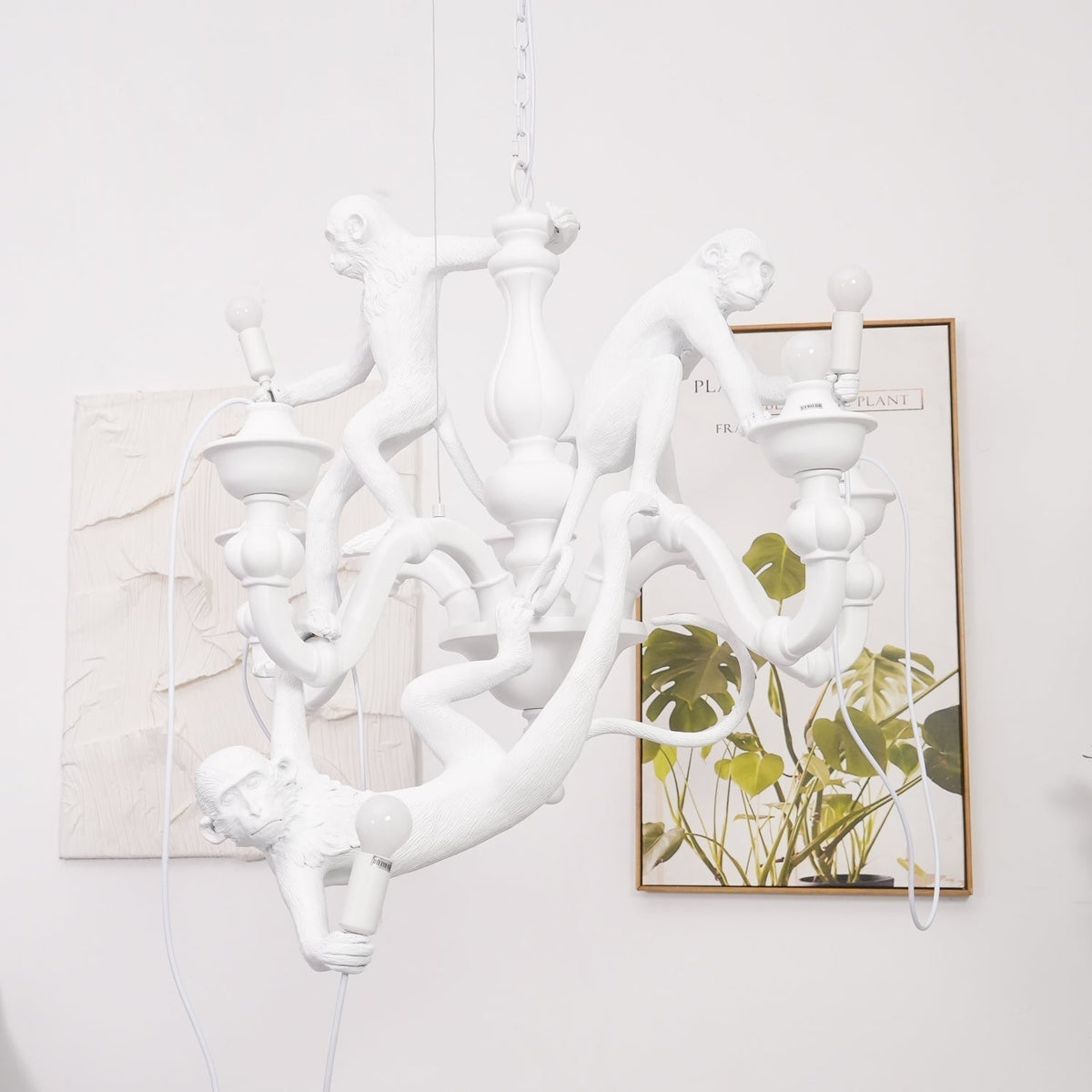Olvaine Lustre Singe Noir Sculpture Ludique