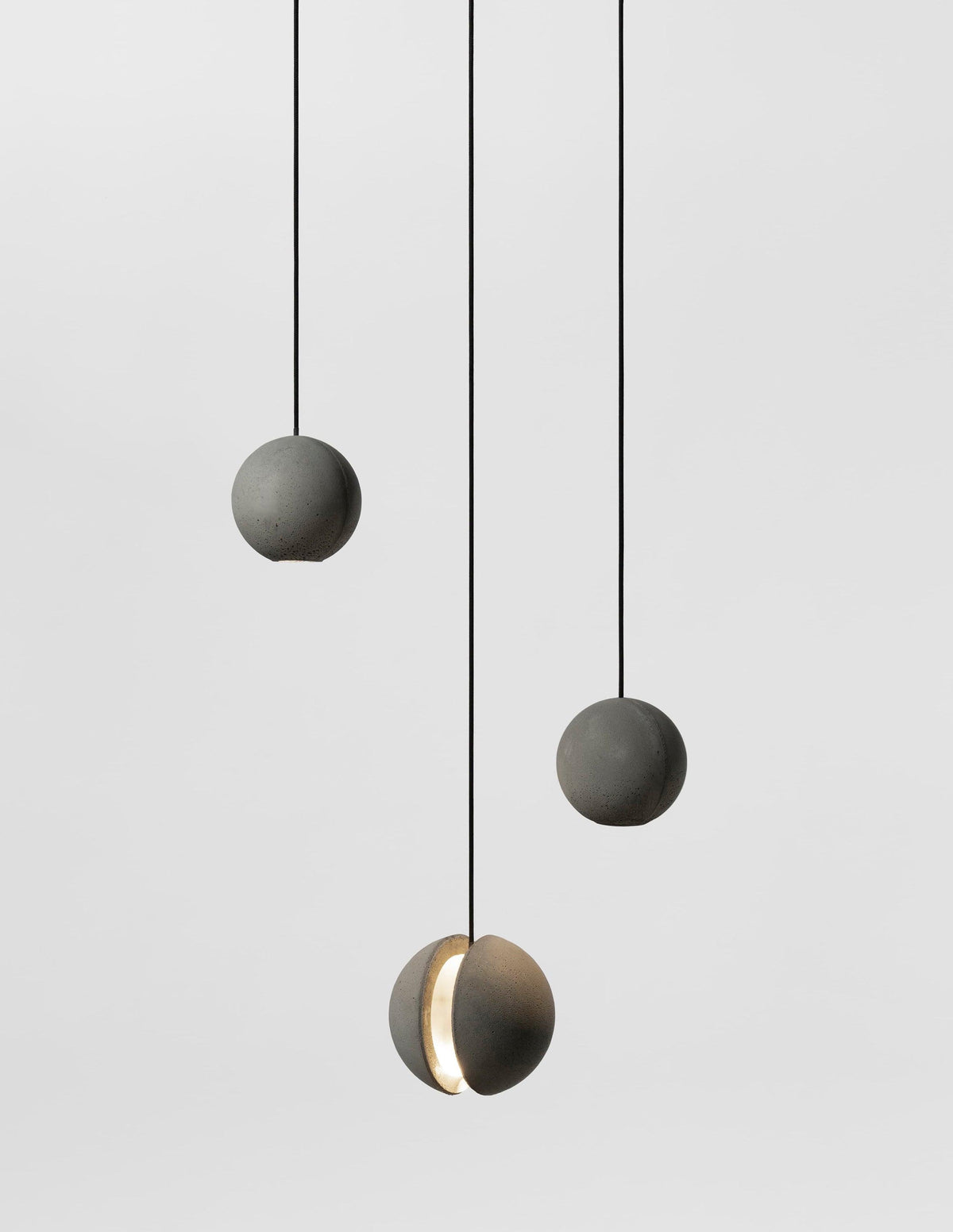 Finnetta Suspension Sphère en Béton Lune Minimaliste