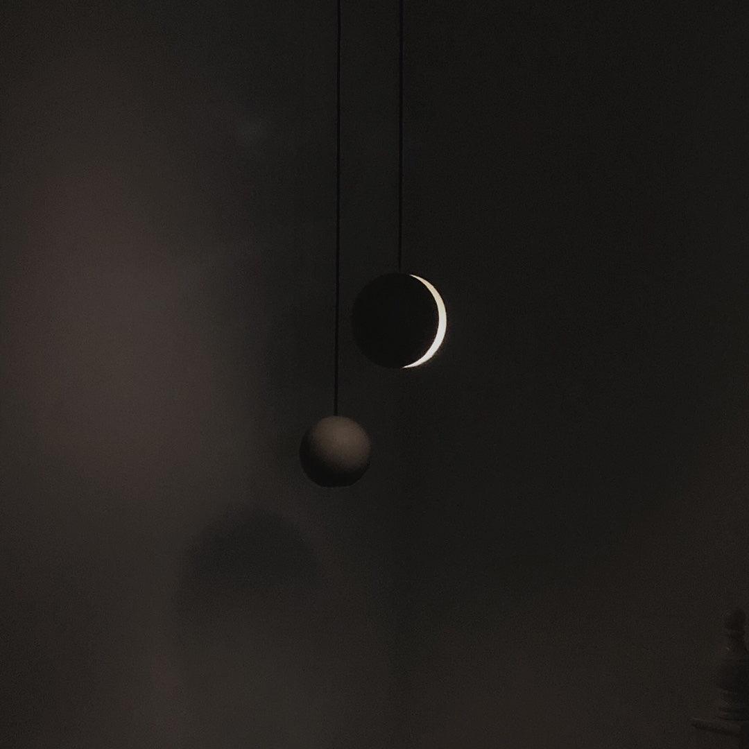 Finnetta Suspension Sphère en Béton Lune Minimaliste