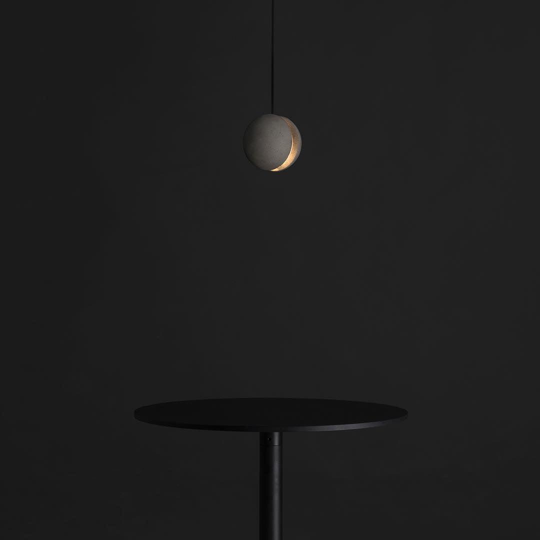 Finnetta Suspension Sphère en Béton Lune Minimaliste