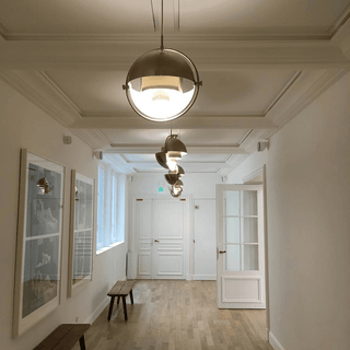 Lustra Suspension Boule Déformée Dorée