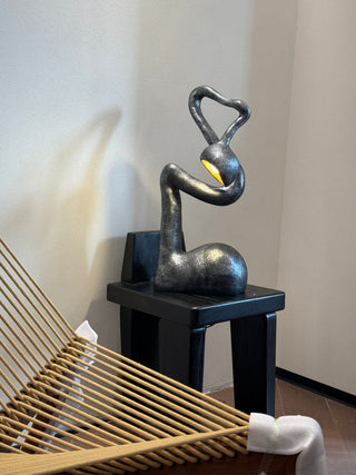 Twist Lampe de Table Sculpturale en Noir