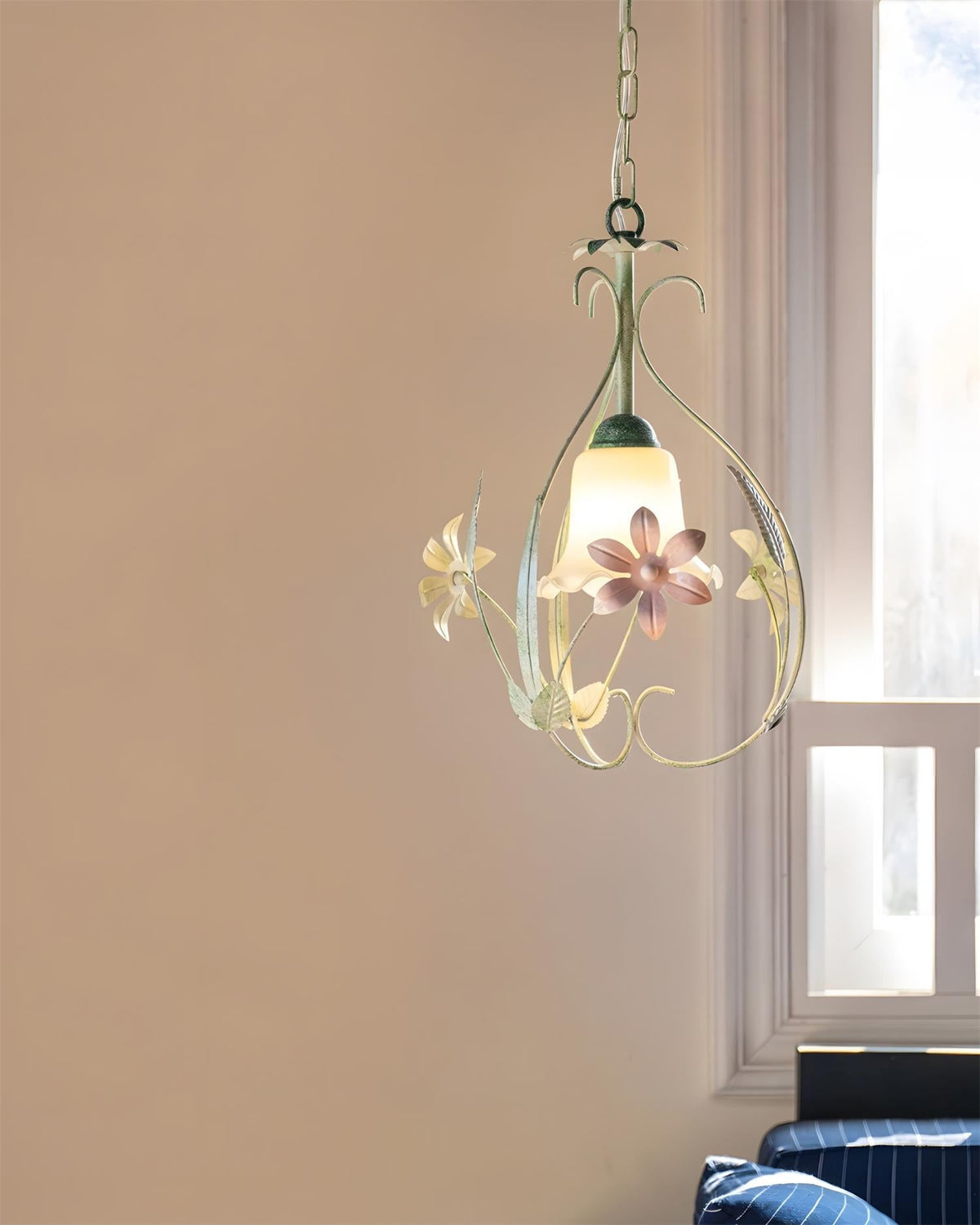 Liliana Suspension