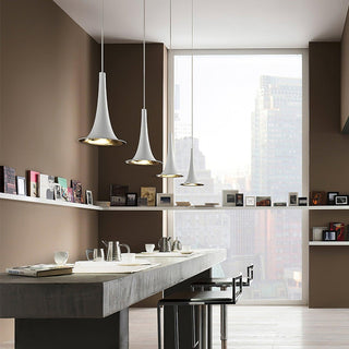 Solara Lampe suspendue en acrylique en forme de trompette contemporaine