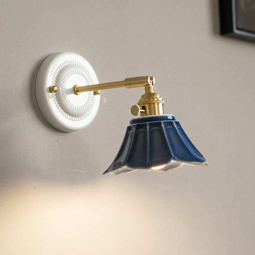 Navy Applique Murale