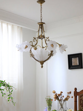 Nerina Brass Chandelier-Neutral Decor
