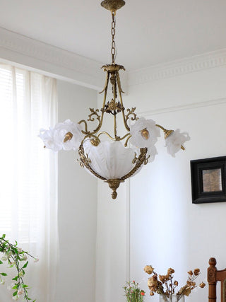 Nerina Brass Chandelier-Neutral Decor