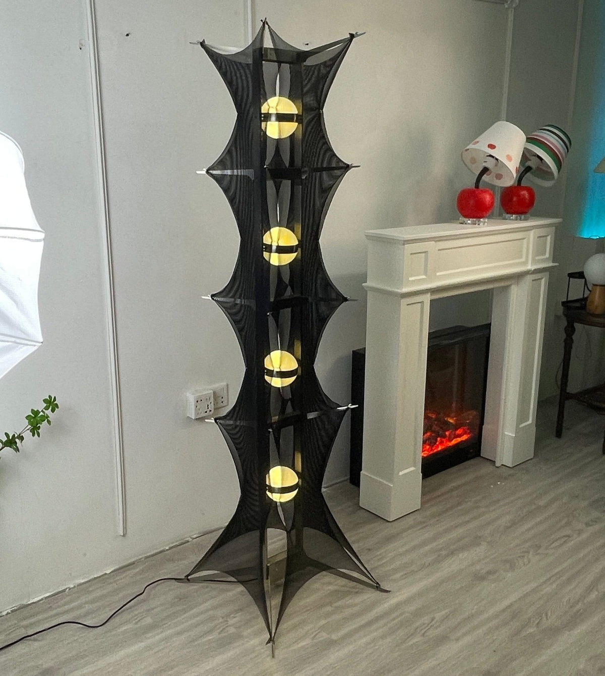 Miroia Moderne Lampadaire