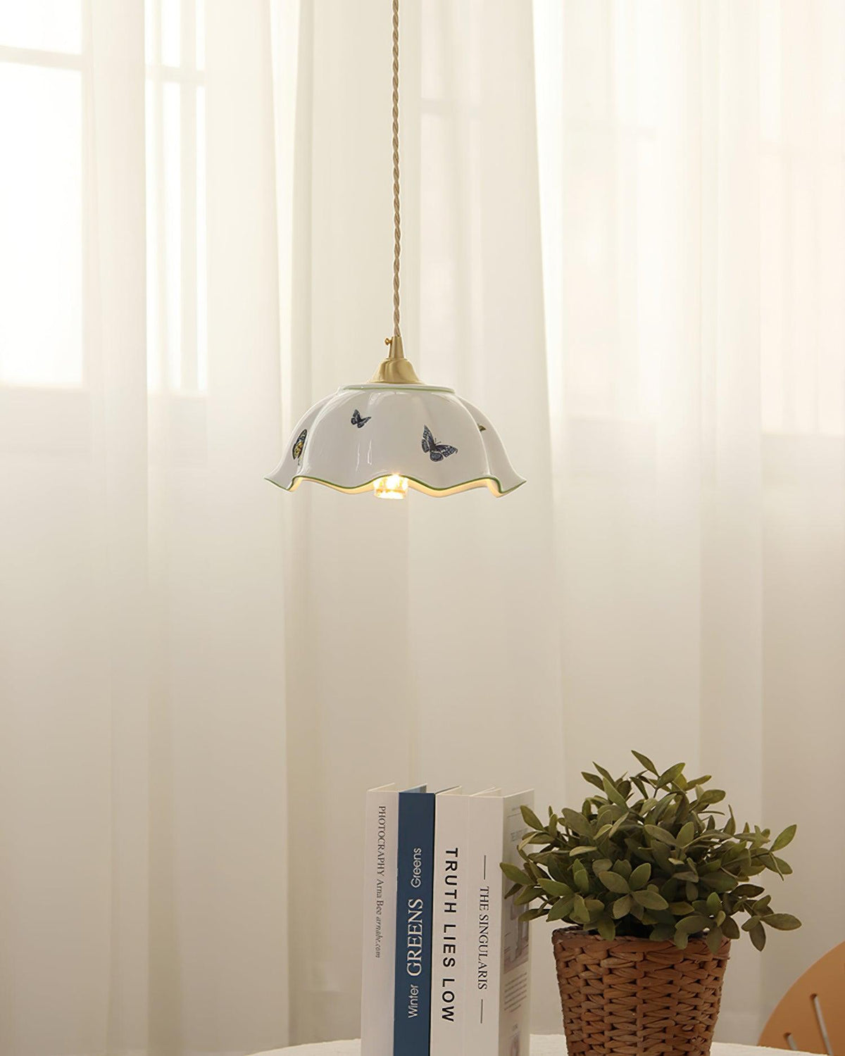 Lumina Pendant Lamp Ceramic Petal Butterflies Vintage-Neutral Decor