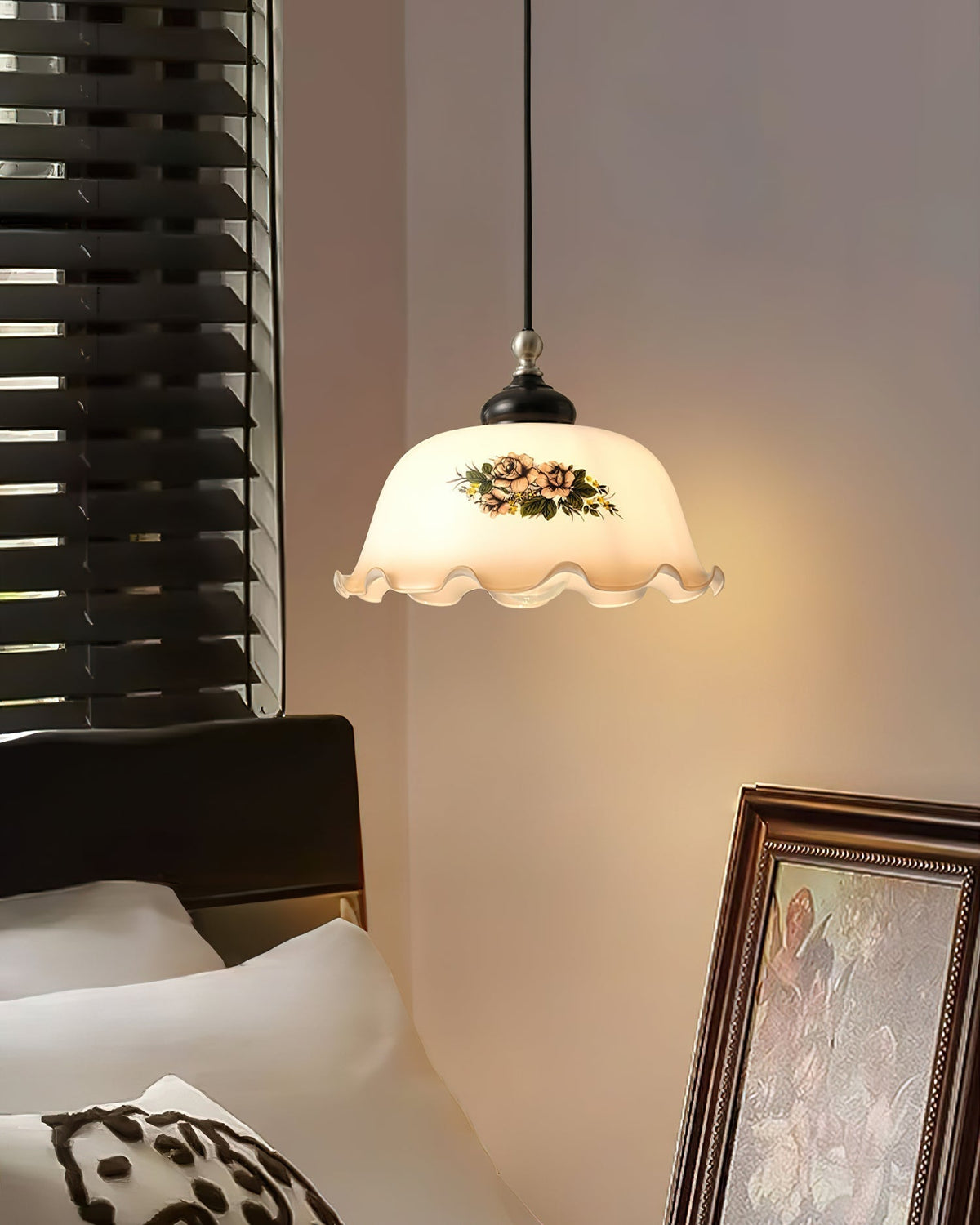 Belvia Vintage Floral Glass Pendant Light-Neutral Decor
