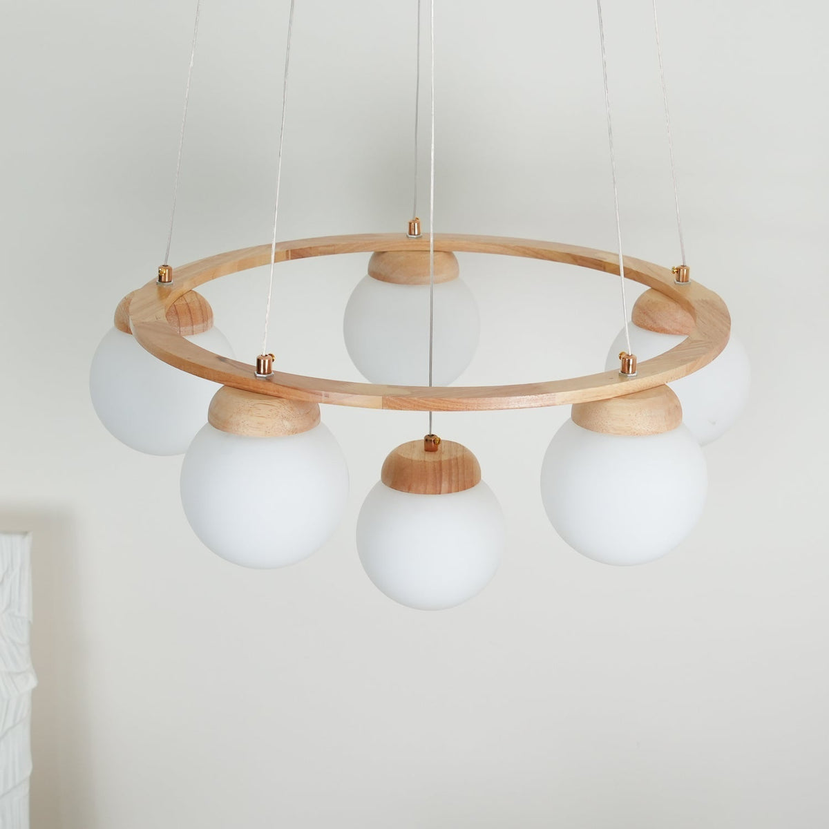 Vivelia Lustre en Bois avec Anneau et Globes