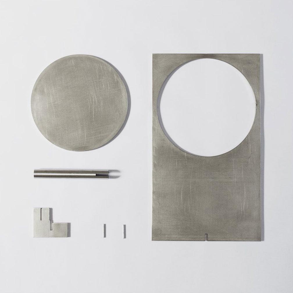 Sixor Lampe de Table en Acier Futuriste