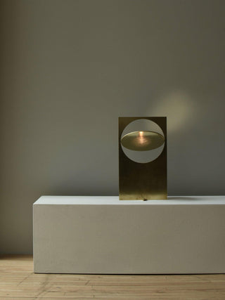 Sixor Lampe de Table en Acier Futuriste