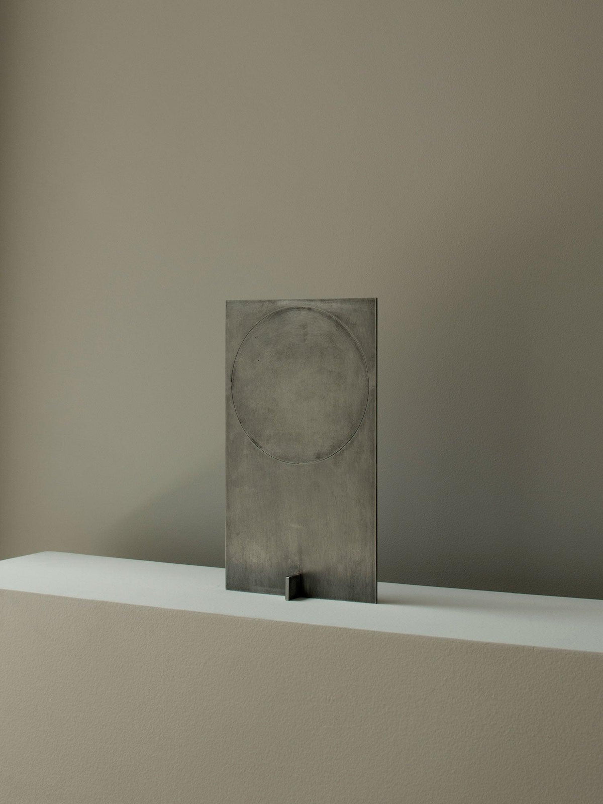 Sixor Lampe de Table en Acier Futuriste