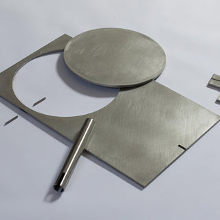 Sixor Lampe de Table en Acier Futuriste