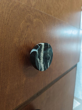 Obsidian Core Marble Pull Handle-Neutral Decor