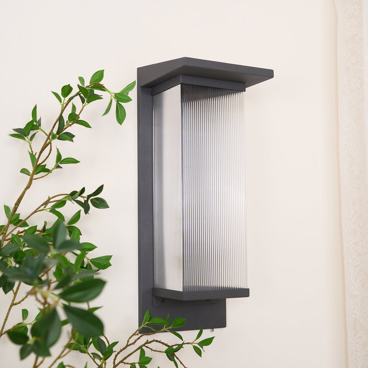 Solarise Lampe Murale Contemporaine en Acier