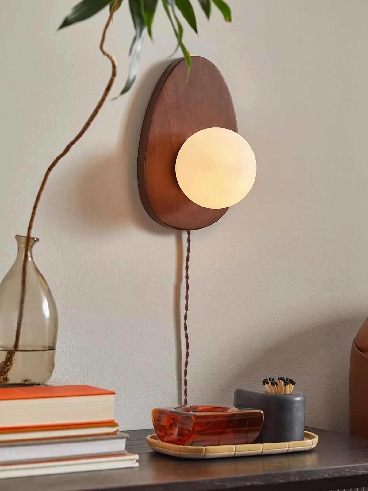 Nylaeiel Applique Murale Nordic Art à Brancher en Noyer Verre Et Bois