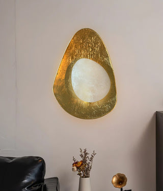 Organic Gilded Pebble Alabaster Sconce-Neutral Decor