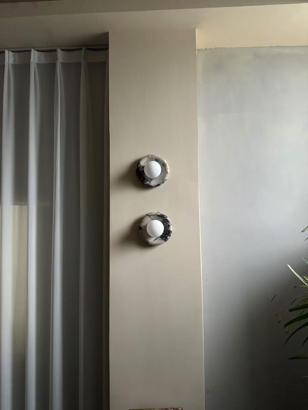 Zoraean Applique Murale Marbre Blanc Élégance Premium